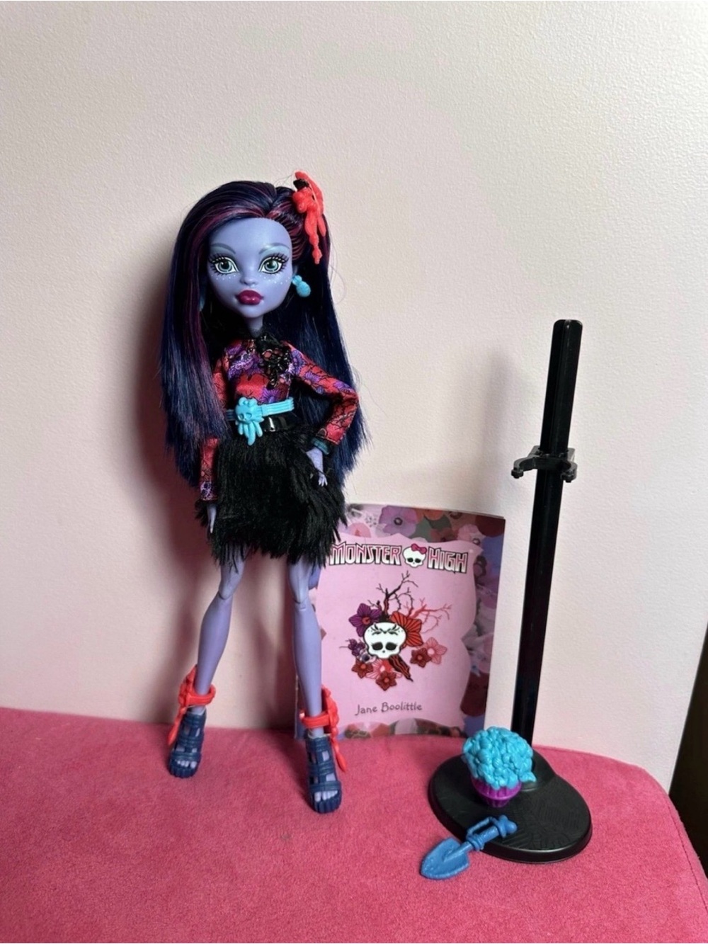 Monster High Jane Boolittle First Wave Doll with Complete Accessories
